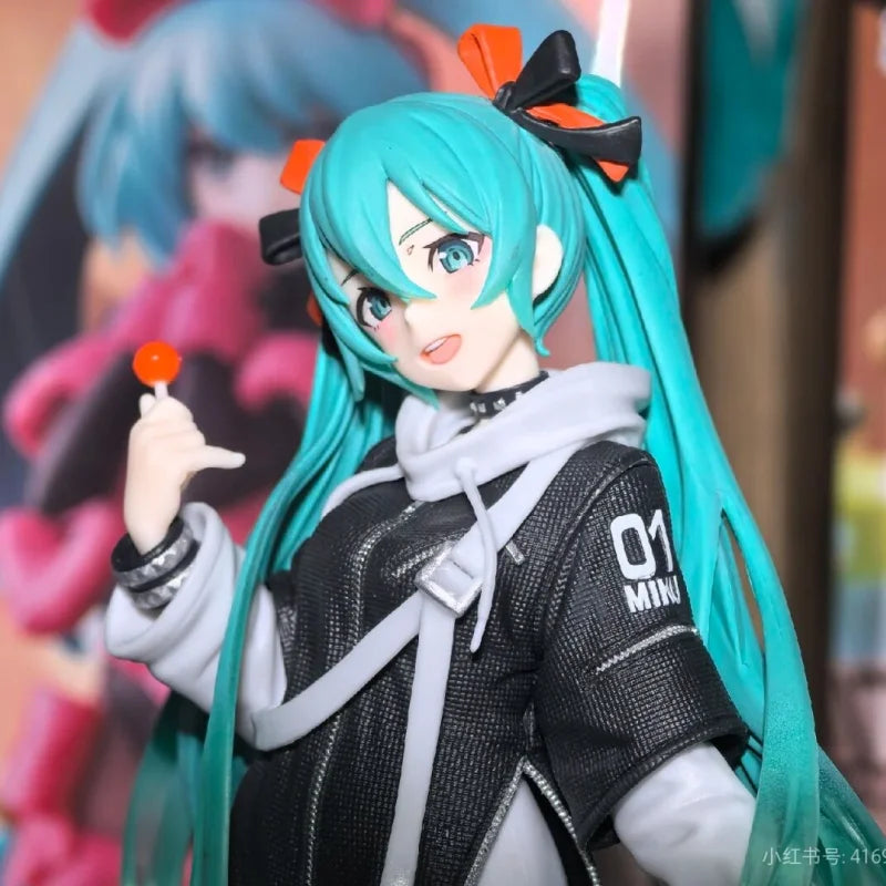 Taito Fashion Vocaloid Hatsune Miku Anime Figure Punk Future Collection Desktop Decoration Model Toys Christmas Gifts Taito Fashion Vocaloid Hatsune Miku Anime Figure Punk Future Collection Desktop Decoration Model Toys Christmas Gifts